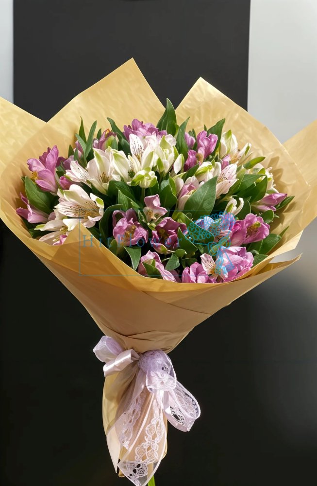 Букет цветов Изысканная Легкость Букет цветов из: Альстромерии